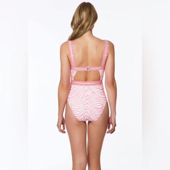 Sanctuary: One Piece Modern Kitty Cutout Mio - Picture 3 of 4